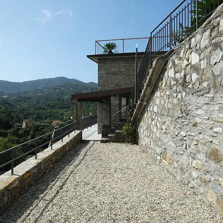 Apartment La Casa In Pietra By Portofinovacanze